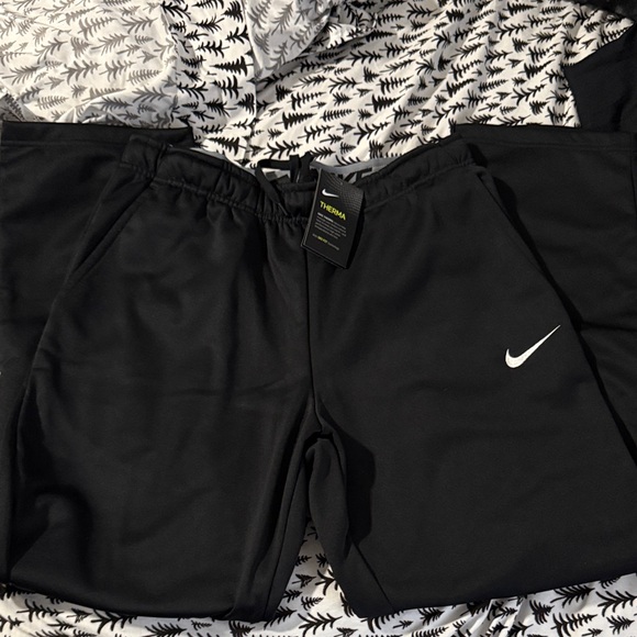 Nike Men's Black Sweatpants with White Swoosh - Picture 3 of 4